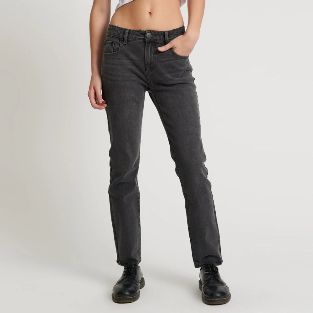 NWOT Washed Black Stixx Low Waist Slim Straight Jeans